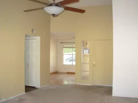 102 W Utopia Rd, Phoenix, AZ 85027 photo 4