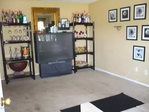 4347 E Michelle Dr, Phoenix, AZ 85032 photo 4