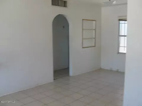 636 E 2nd St, Mesa, AZ 85203 photo 2