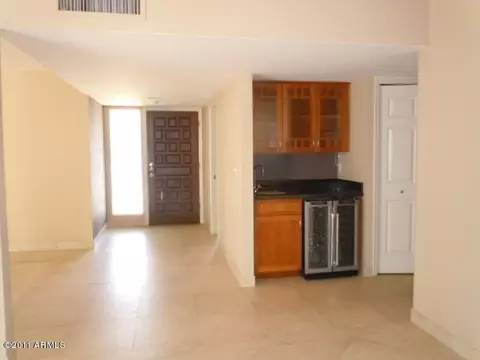 4835 N 35th Pl, Phoenix, AZ 85018 photo 3
