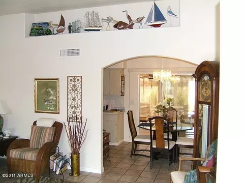 7716 E Navarro Ave, Mesa, AZ 85209 photo 4