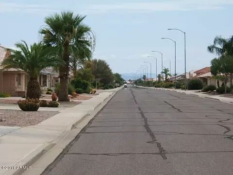 7716 E Navarro Ave, Mesa, AZ 85209 photo 2