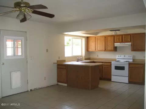 4545 E Sunland Ave, Phoenix, AZ 85040 photo 3