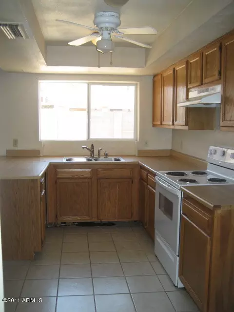 4545 E Sunland Ave, Phoenix, AZ 85040 photo 4