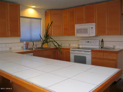 26 E Palmcroft Dr, Tempe, AZ 85282 photo 3