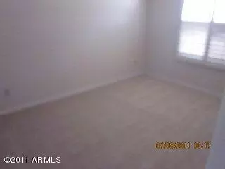 3933 E Shomi St, Phoenix, AZ 85044 photo 6
