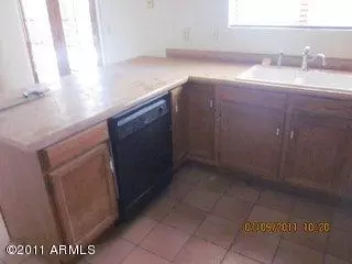 3933 E Shomi St, Phoenix, AZ 85044 photo 9