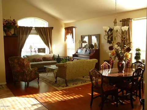 1205 W Park Ave, Gilbert, AZ 85233 photo 3