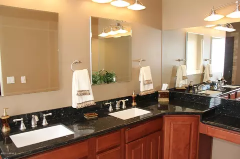 4327 E Roma Ave, Phoenix, AZ 85018 photo 7