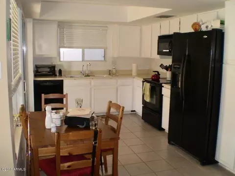 2602 E Sylvia St, Phoenix, AZ 85032 photo 5