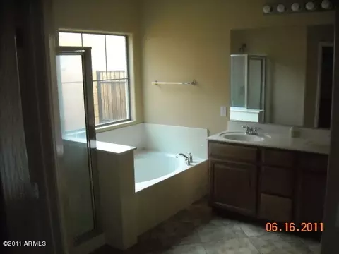 969 E Blue Spruce Ln, Gilbert, AZ 85298 photo 8