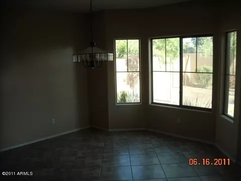 969 E Blue Spruce Ln, Gilbert, AZ 85298 photo 6