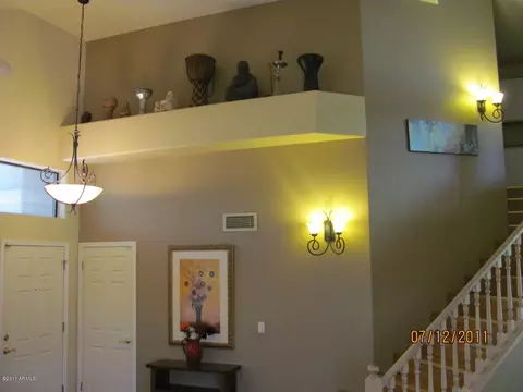 4246 E Meadow Dr, Phoenix, AZ 85032 photo 4