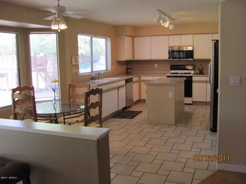 4246 E Meadow Dr, Phoenix, AZ 85032 photo 8