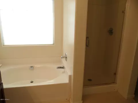 3834 E Santa Fe Ln, Gilbert, AZ 85297 photo 10