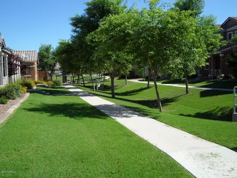 3834 E Santa Fe Ln, Gilbert, AZ 85297 photo 3