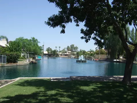 1214 E Artesian Way, Gilbert, AZ 85234 photo 8