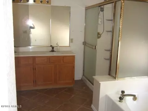 1214 E Artesian Way, Gilbert, AZ 85234 photo 3