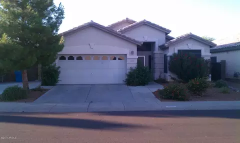 3924 E Kerry Ln, Phoenix, AZ 85050 photo 1