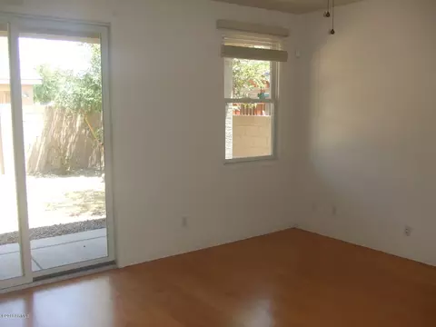 2232 E Pecan Rd, Phoenix, AZ 85040 photo 4