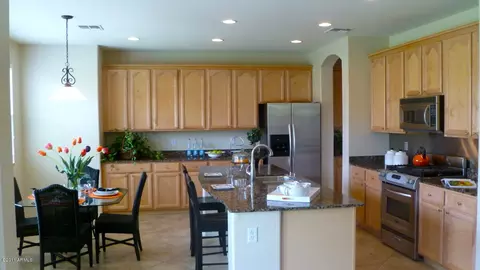 3147 E Muirfield St, Gilbert, AZ 85298 photo 4