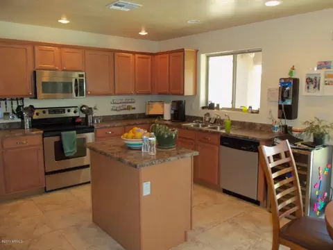 1731 E Branham Ln, Phoenix, AZ 85042 photo 12