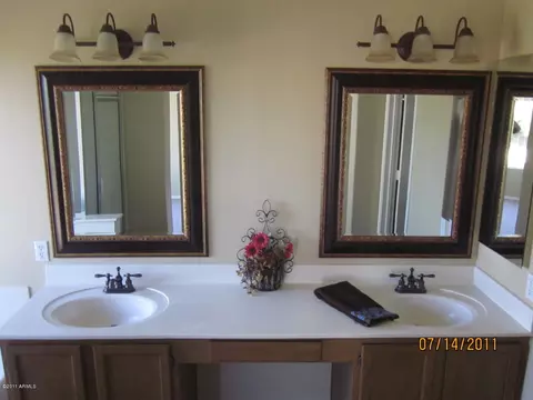 907 N Cobblestone St, Gilbert, AZ 85234 photo 57