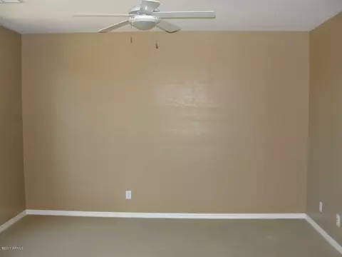 2137 E Grenadine Rd, Phoenix, AZ 85040 photo 9