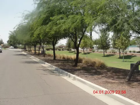 2137 E Grenadine Rd, Phoenix, AZ 85040 photo 6