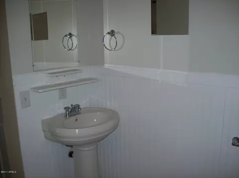 3633 E Sheridan St, Phoenix, AZ 85008 photo 8