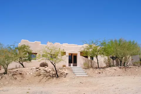 632 E Seco Pl, Phoenix, AZ 85086 photo 2