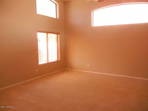 4694 E Lavender Ln, Phoenix, AZ 85044 photo 3