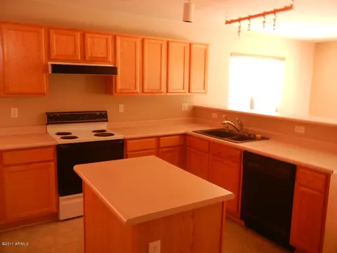 4694 E Lavender Ln, Phoenix, AZ 85044 photo 4