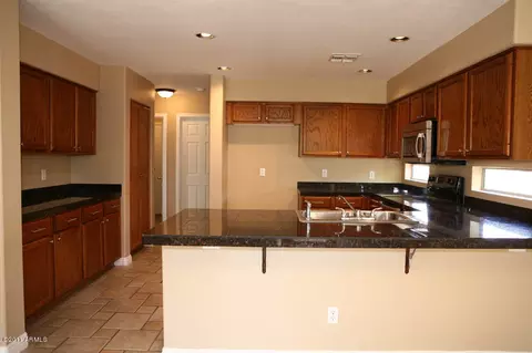 857 W Windhaven Ave, Gilbert, AZ 85233 photo 6
