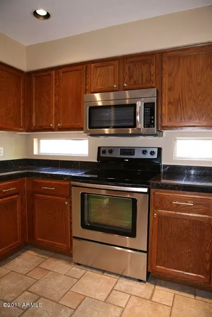 857 W Windhaven Ave, Gilbert, AZ 85233 photo 5