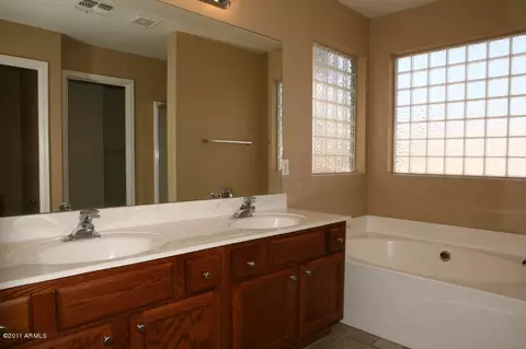 857 W Windhaven Ave, Gilbert, AZ 85233 photo 16