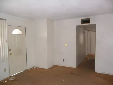 2233 E Sheraton Ln, Phoenix, AZ 85040 photo 6