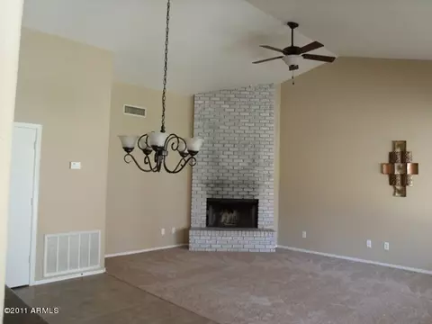 3437 E Rosemonte Dr, Phoenix, AZ 85050 photo 5