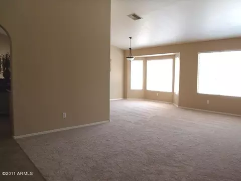 3437 E Rosemonte Dr, Phoenix, AZ 85050 photo 6