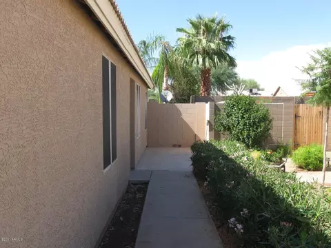 1970 W Renaissance Ave, Apache Junction, AZ 85120 photo 5