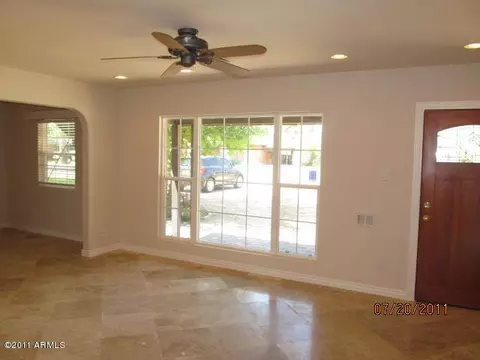 1131 E Lawrence Rd, Phoenix, AZ 85014 photo 3