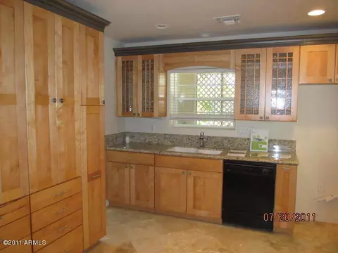 1131 E Lawrence Rd, Phoenix, AZ 85014 photo 10