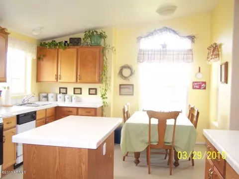 12233 E Starlight Ln, Coolidge, AZ 85128 photo 2