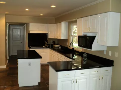 4521 E Cholla St, Phoenix, AZ 85028 photo 10