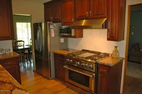 1245 E Tuckey Ln, Phoenix, AZ 85014 photo 3