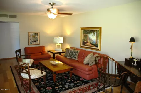 1245 E Tuckey Ln, Phoenix, AZ 85014 photo 14