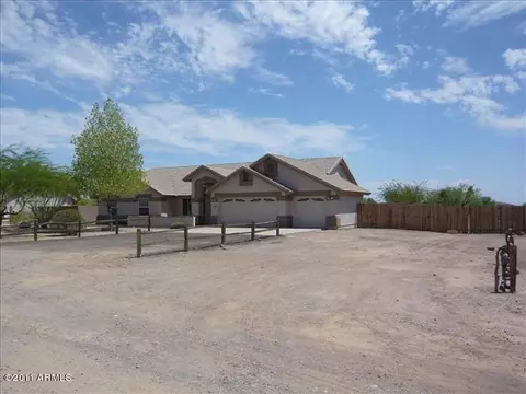1643 E Maddock Rd, Phoenix, AZ 85086 photo 1