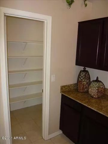 1643 E Maddock Rd, Phoenix, AZ 85086 photo 8