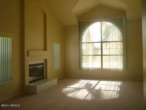 1398 S Hazel St, Gilbert, AZ 85296 photo 2