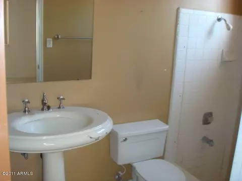 2516 E Malibu Dr, Tempe, AZ 85282 photo 8